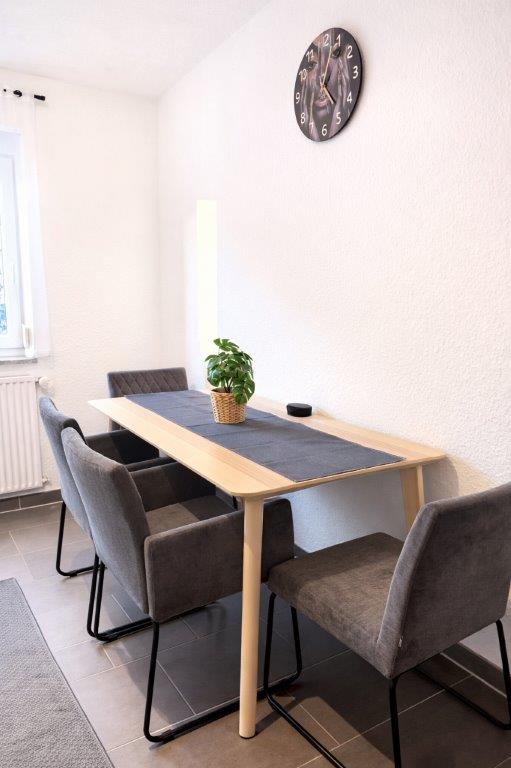 Esstisch in Apartment 17