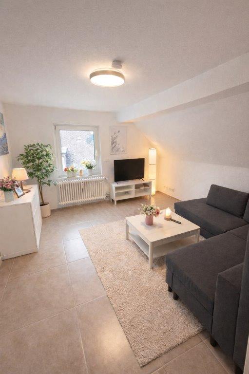 Weitere Wohnzimmeransicht in Apartment 51